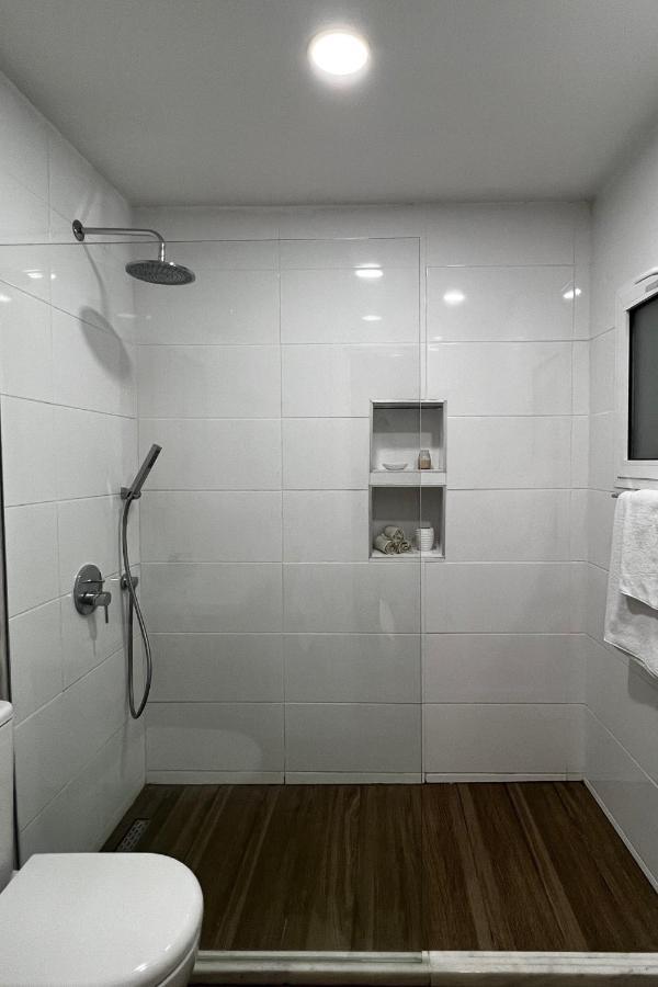 Stylish 3 Bedroom Apartment In Kerínia Kültér fotó